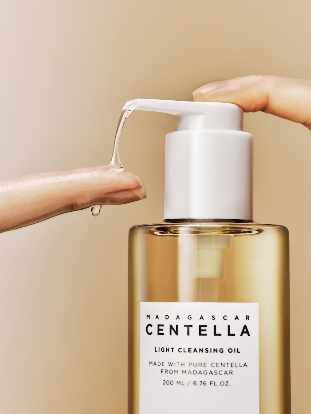 [Skin1004] Madagascar Centella Light Cleansing Oil - 2 Size